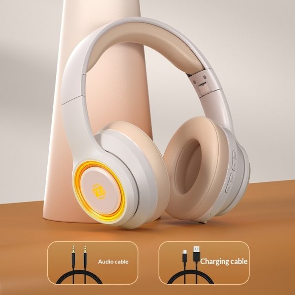 Fashionable On-ear Bluetooth Wireless Headphones - Image 5